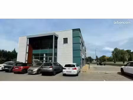bureaux à vendre à entraigues sur la sorgue de 123 m²
