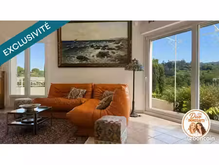 maison 7 pièces 229 m²