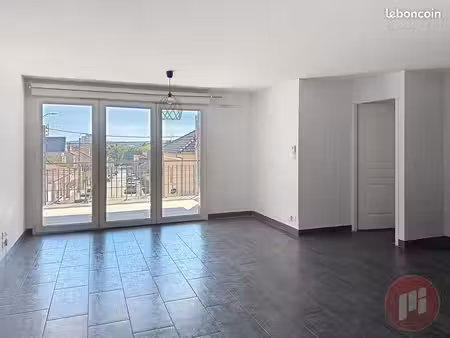 appartement 3 pièces 64 m²