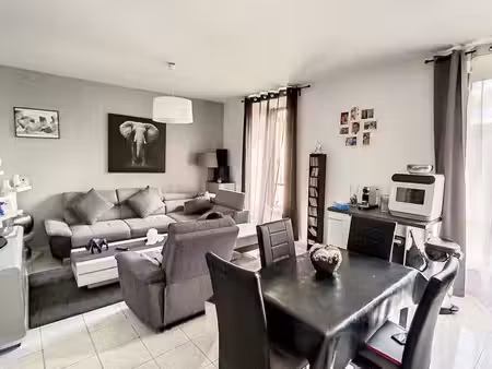 appartement t2 à corbeil-essonnes 39m2