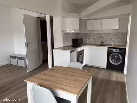 appartement meublé 2 pièces 35 m2  boulevard gambetta  hyper centre ville