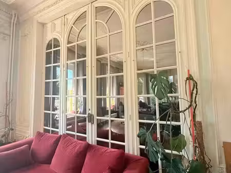 appartement 8 pièces 294 m²