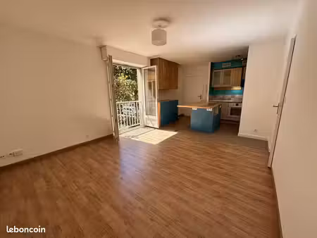 appartement 1 pièce 42 m²