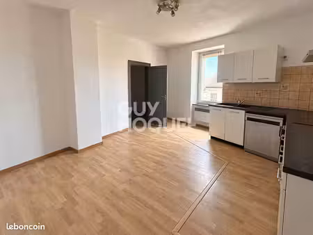 appartement 3 pièces 90 m²