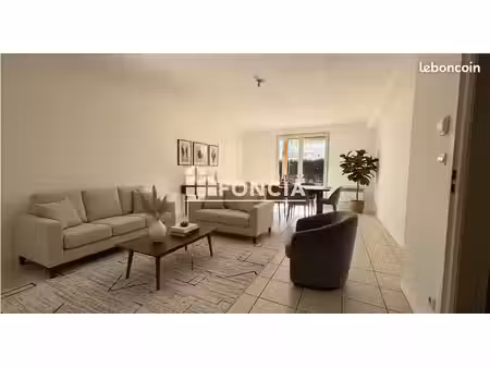 maison 4 pièces – 90 m² avec garage et jardin