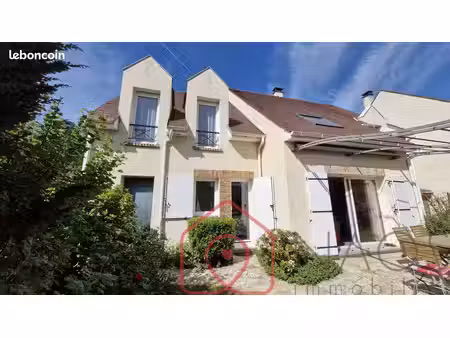 maison 6 pièces 153 m²