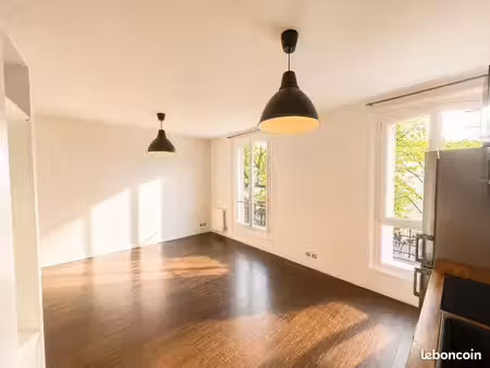 à vendre – 2 pièces de 45 86 m² en très bon état