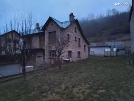 maisons individuelles sur 2 900m2 de terrain