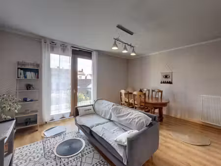 appartement 4 pieces aureilhan 74m2 a louer