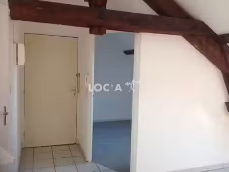 location appartement 2 pièces 21 m² à dijon (21000)