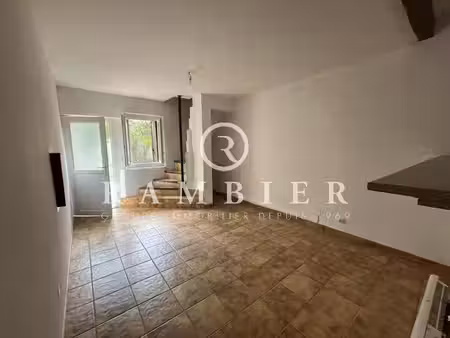 valflaunes - appartement t2 bis