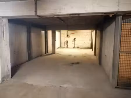 parking/box