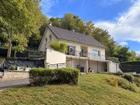 maison familiale en bordure de forêt