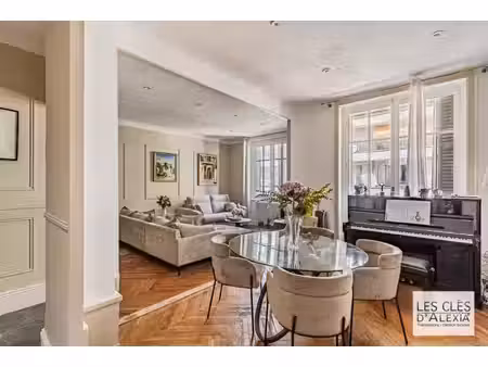 exclusivité – lyon 6ᵉ secteur foch – appartement de caractère avec balcon  cave et grenier