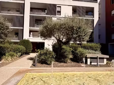 appartement t2 avec terrasse et garage