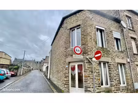 mmeuble de rapport – 3 logements – rentabilité 8 7% – condé-en-normandie
