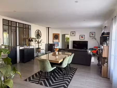 location maison 4 pièces  113.00m²  benet