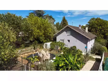 maison familiale 7 chambres avec terrain – neuville-sur-ain