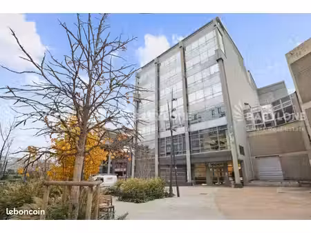 bureaux 579 m²