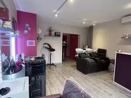 fonds de commerce coiffure mixte – emplacement idéal – 25 m²