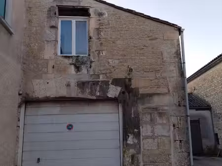 ◊ investissement rare – garage 70m² centre rouillac déjà loué ◊