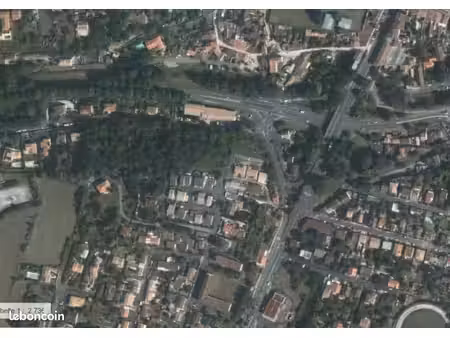 terrain 500 m² saintes