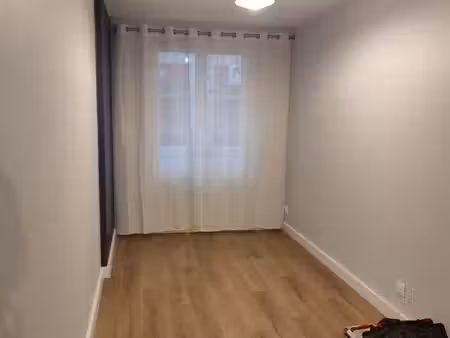a louer appartement 18 m2 au 15 bis rue jean baffier bourges centre proche écoles