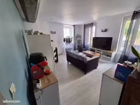 logement 60m2 meublé disponible