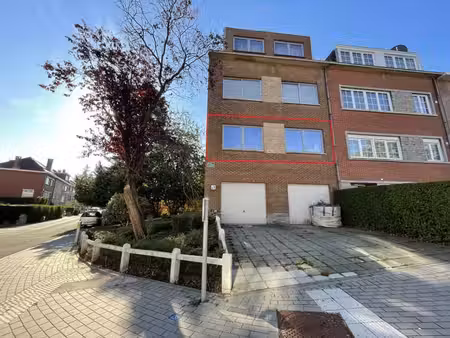 bel appartement 2 chambres avec jardin de 2 ares