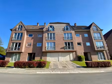 bel appartement de 2 chambres
