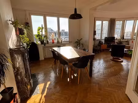 a louer quartier basilique: spacieux appartement 2 chambres