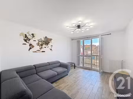 appartement 3 pièces 55 m²