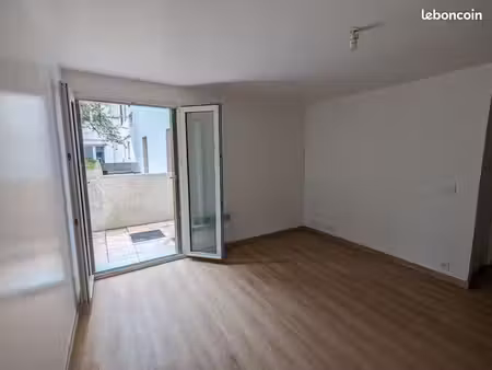 studio villejuif avec terrasse