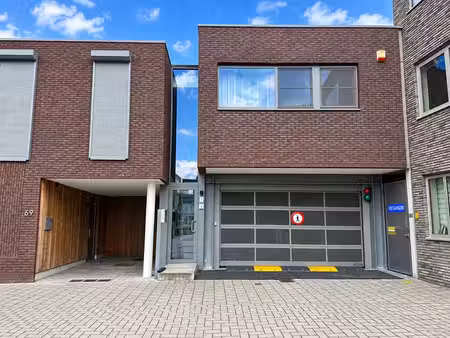 overdekte staanplaatsen te koop op het groen zuid!