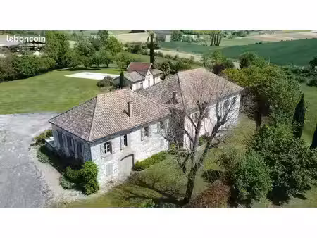 corps de ferme en quercy blanc