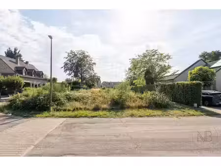 bouwgrond voor open bebouwing op een groene  rustige loca...