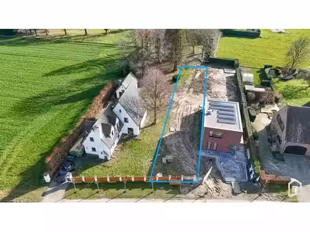 bouwgrond voor halfopen bebouwing op toplocatie in lede