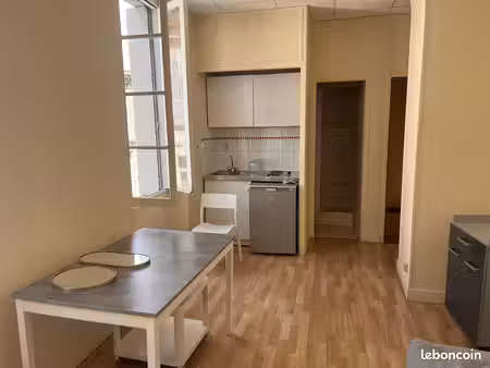 studio 1 pièce 23 m²