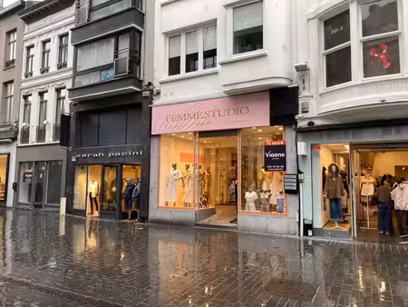 ingerichte winkelruimte 150 m²
