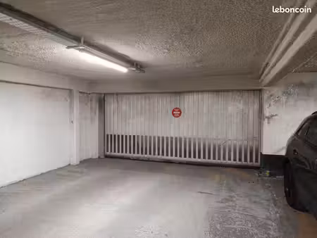 place de parking à louer – centre de creil