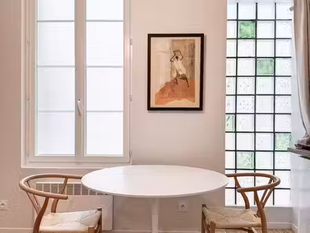 studio en centre-ville | jardin public