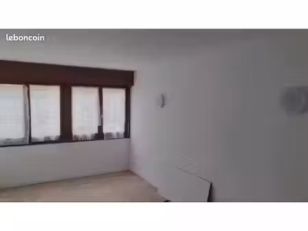 f4 bis 65 m² avec cuisine et wc séparés 1er étage