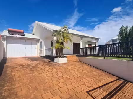 local commercial 130 m²
