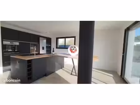 maison 6 pièces 105 m²