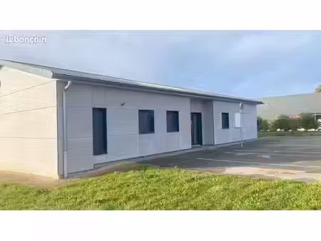 bureaux 156 m²