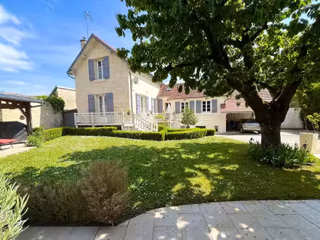 belle propriété de 260m² - en 2 habitations sur terrain de 614m²