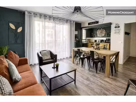 très grand appartement - 15mn paris