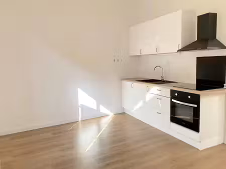 varilhes - a louer - appartement type 2 avec balcon