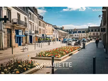 boutique 35 m² concarneau