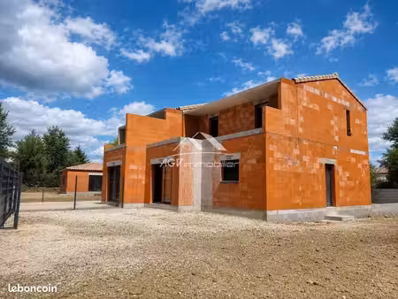 maison 5 pièces 106 m²